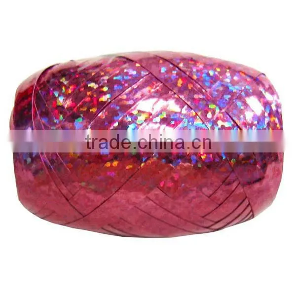 Curly Ribbon Egg for Gift Wrapping, Christmas Decorative Ribbon, Print with Hearts Ribbon Roll for Valentine's day.