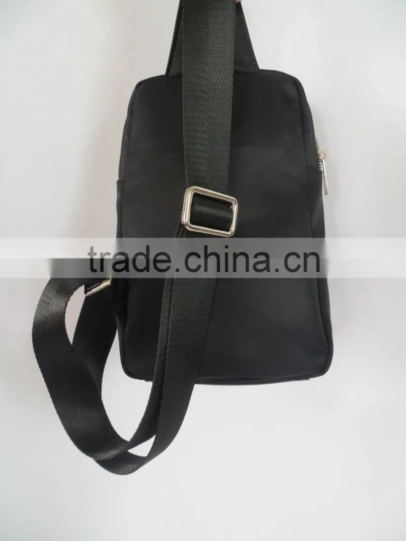 hot men and women fashion city durable sport waterproof chest pack bag
