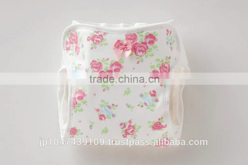 Japanese wholesale products cute flower pattern high quality cloth baby diaper hot selling item in Japan