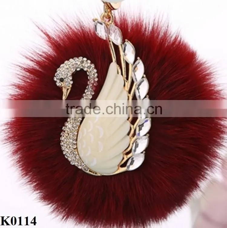 Hot Luxury Car Rhinestone Fox Fur Ball Key Chain women's car keychain plush fur ball swan keychain charm colored key chain K0114