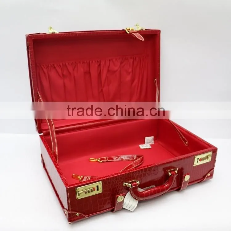 New arrival luggage case customized PU travel bag fashion red tote travel bag