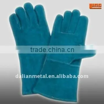 Leather gloves