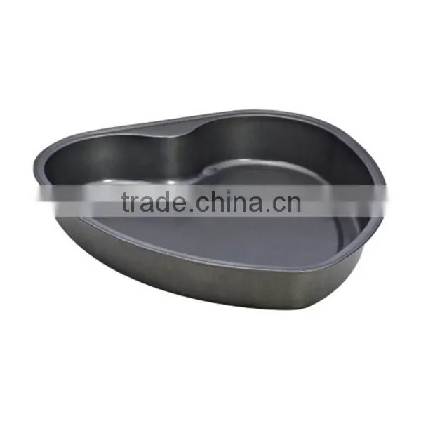 non-stick carbon steel heart shape cake mold