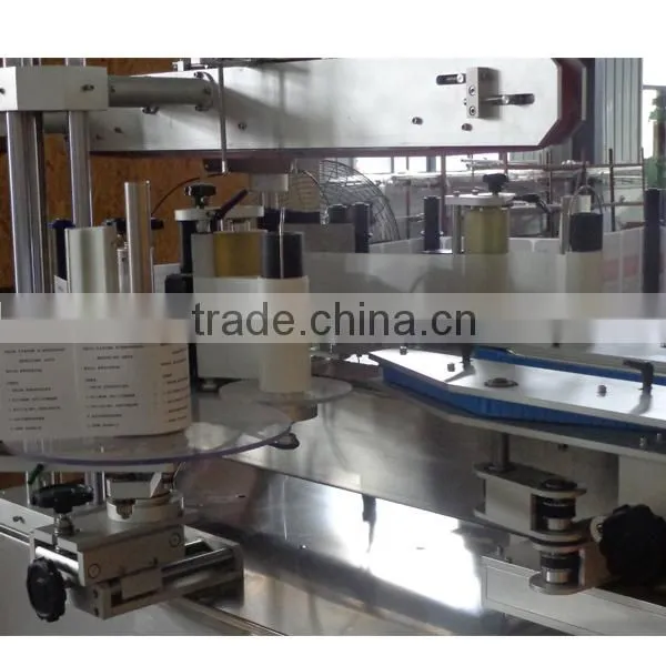Adhesive Labeling Machine For Two Side White Wine Bottles