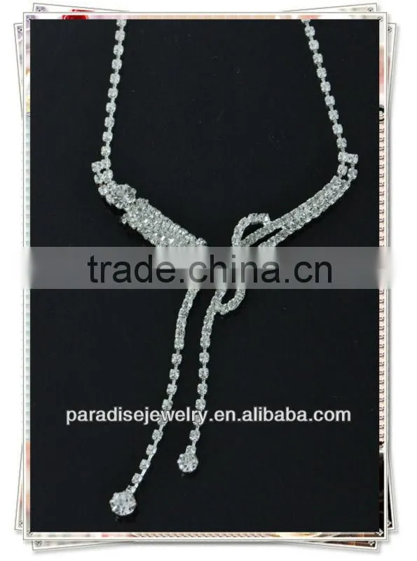 Fashion Clear Rhinestone Aolly Necklace and Earrings Jewelry Set-NE24010