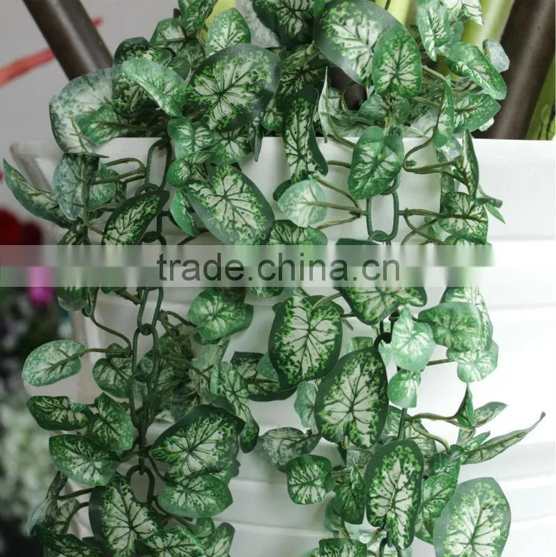 Artificial hanging ivy