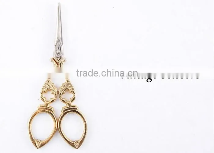 Elegant Golden Carving Garment Sewing Vintage Classic Embroidery Scissors