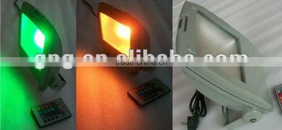 Remote Control Addressable 20 Watt RGB LED Flood Light with Dream Color