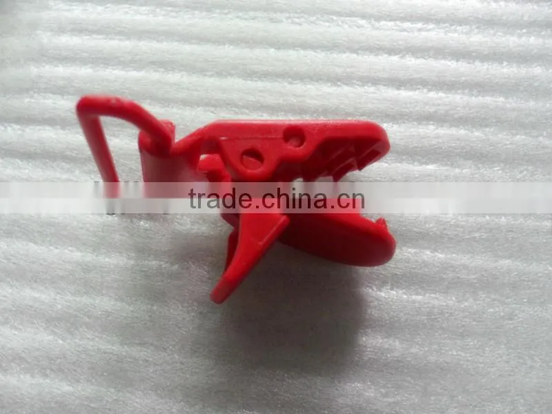 Clear plastic alligator paper clip