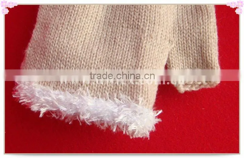 Animal mittens knitted for children