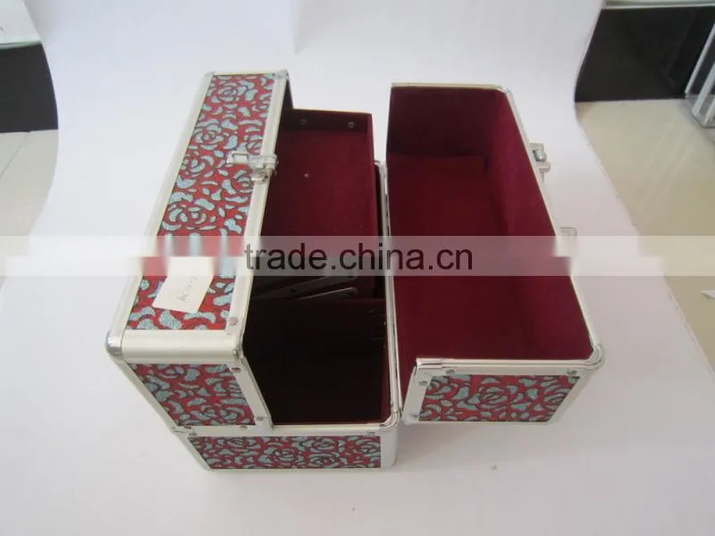 Colorful cheap portable professional aluminum cosmetic display case