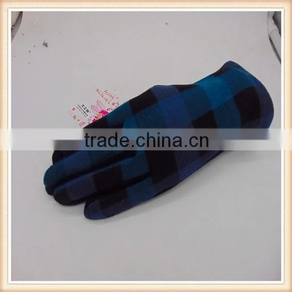 Thinsulated Touch Screeen Great Checkered Handmade Ladies Gloves Wholesale
