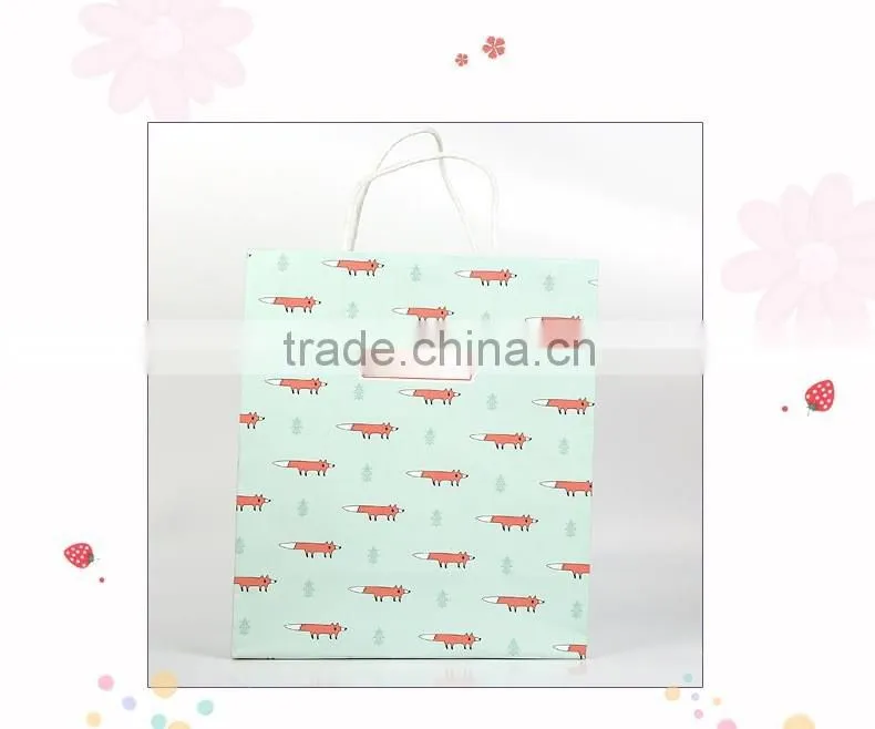 Fashion design for the paper handmade handbag of gift box