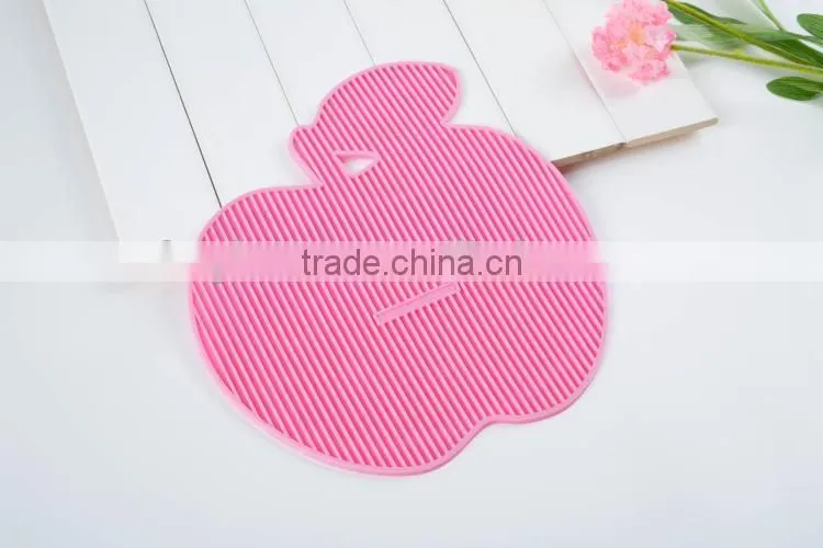 Food grade silicone funny apple shape coaster