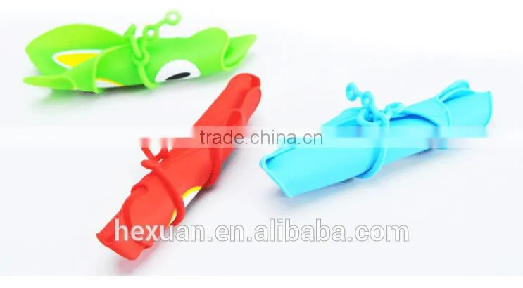 Eco-Friendly Cheap Custom Adult Blank Triangle Crochet Silicon Baby Bib