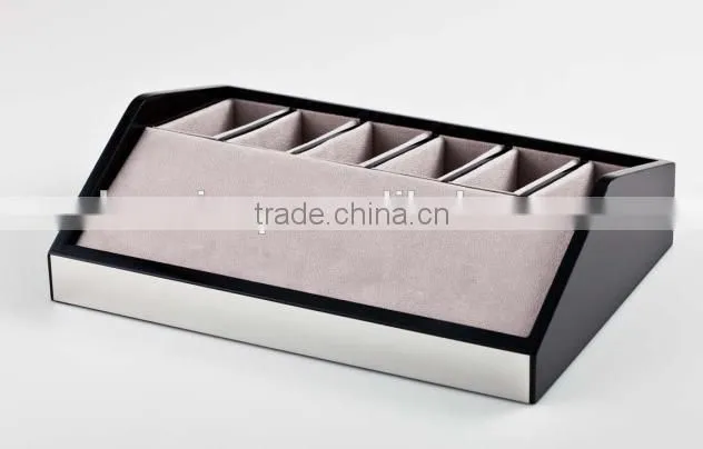 Huge LED stainless steel belt display stand