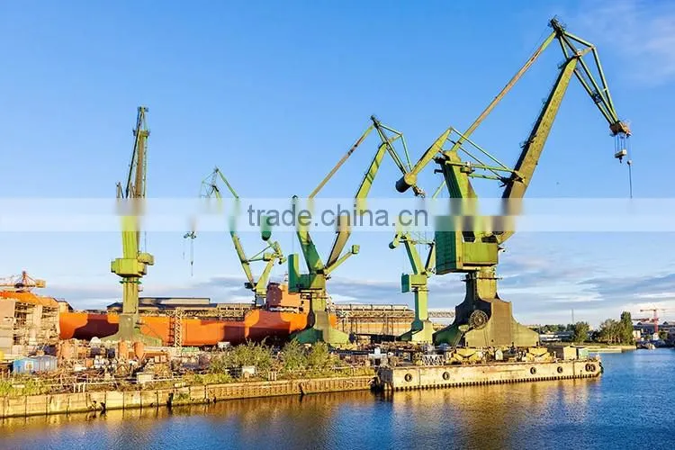 Reliability pedestal lifting low price port crane