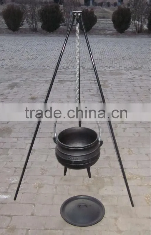 Cast iron three-legged potjie pot from size 1-size 30
