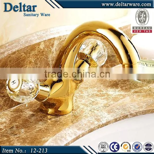 middle east market Modern golden faucet, Wall Mounted Kitchen faucet Mixer Water Tap From Kaiping Factory