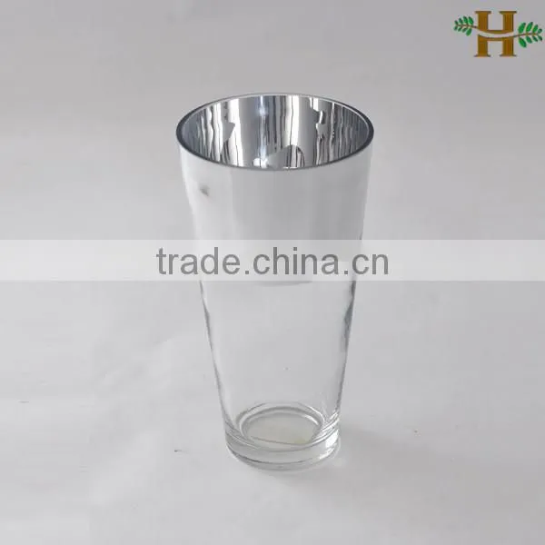 clear cone glass vases with paper rope decoration
