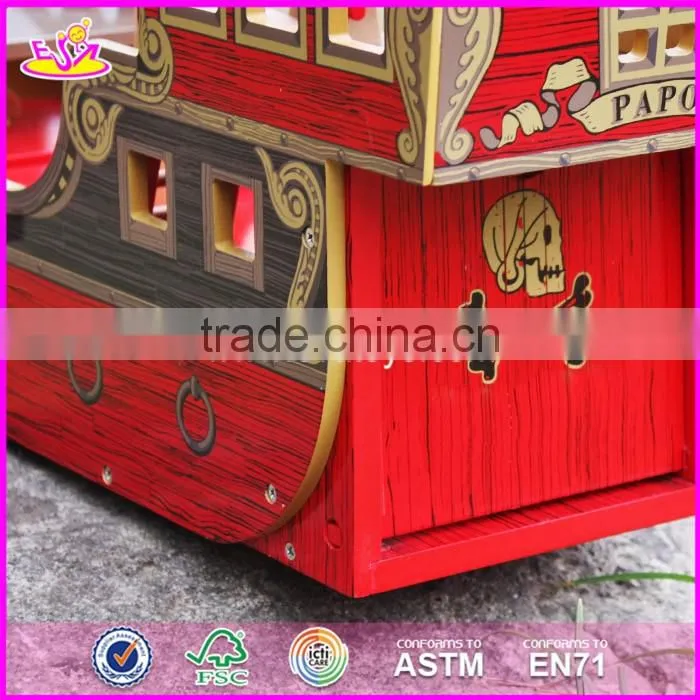 2017 Top fashion children imagine shark bite pirate ship wooden toy pirate ship & pirate play set W03B060-S