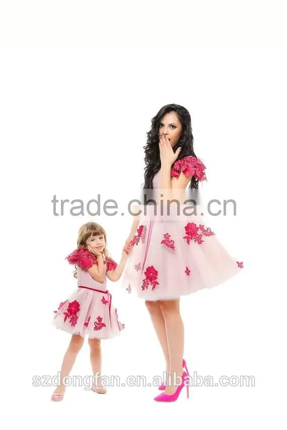 Latest 2016 Fuchsia Tulle Embroidered Dress Mother and Daughter Sets Family matching outfit Mommy and me Dress Sets
