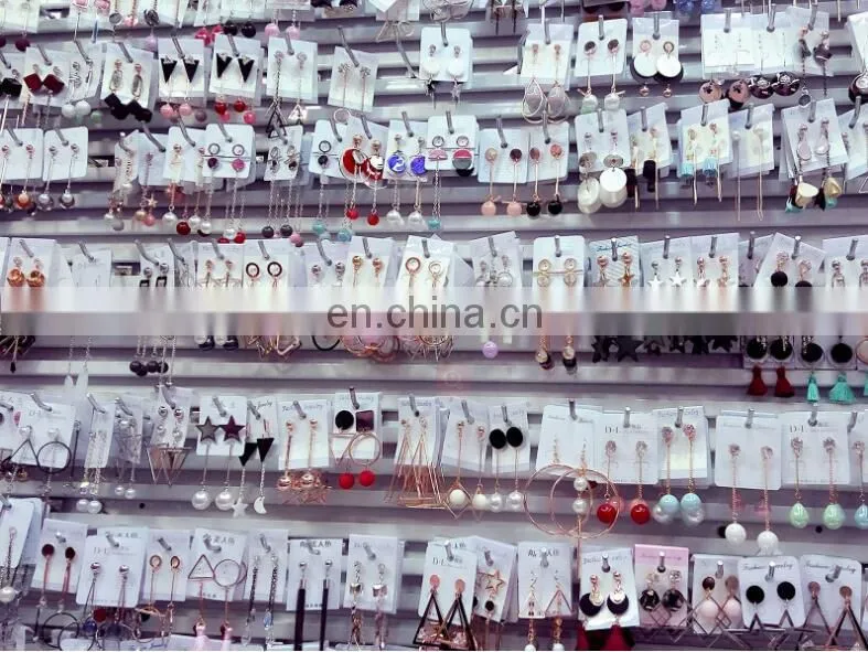 Contracted Han Guoer nail female long tassel earrings hand geometry eardrop asymmetric earrings wholesale pearl earrings