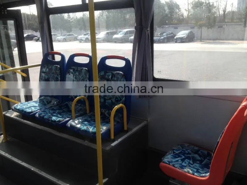 35-38seats 8.6meters length Rear engine bus passenger door before the front Axle