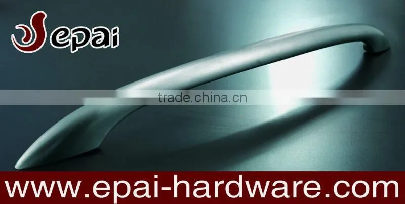 New design oven appliance handle