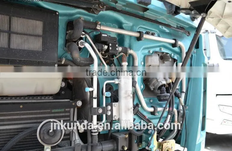 Shacman D'Long F3000 tractor truck with long Cab