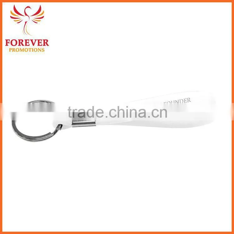 Wholesale Promos Cheap Souvenir Custom Silicon Strap Keychain Ring