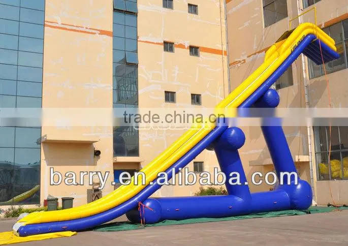 2013 new design high degree arc exciting giant Inflatable slide for yacht and boat