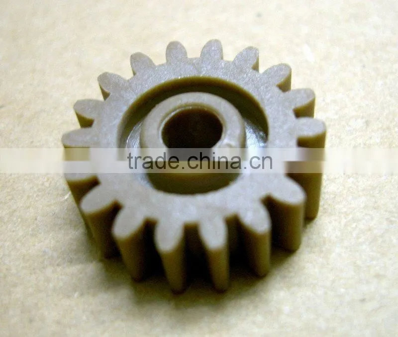 High quality FIXING GEAR 18T FOR laser jet 8100.8150 RS5-0751-000.PRINTER PARTS