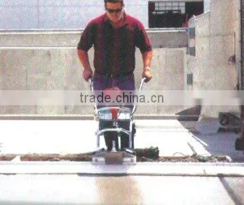 Honda surface finishing screed