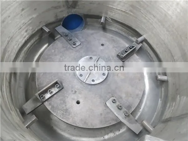 Big capacity plastic film agglomerator with belt conveyor