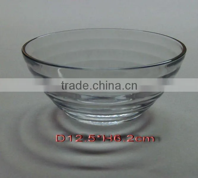 Glass fruit bowl