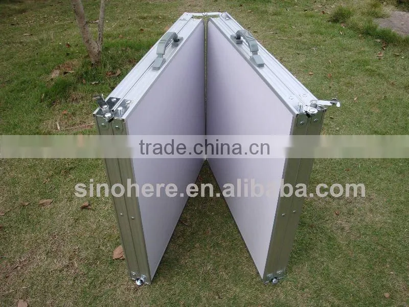 Aluminium Beer Pong Game Folding Table EY1008