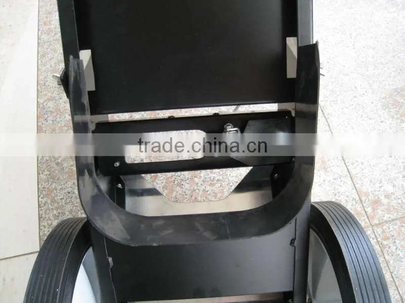 Wet Spray Black Field Line Marker