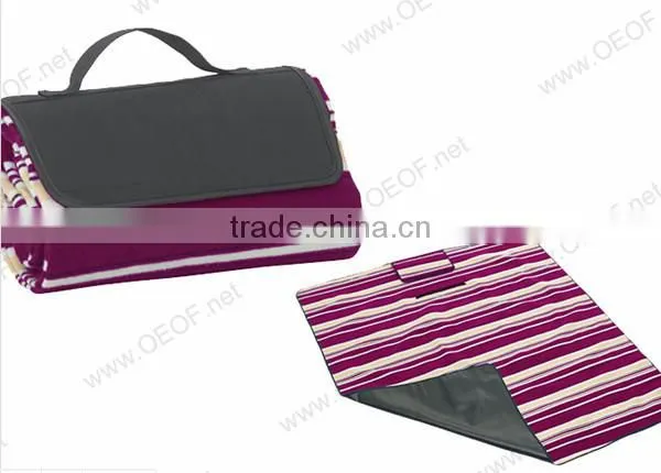 Polyester portable mauve strip print polar fleece picnic blanket