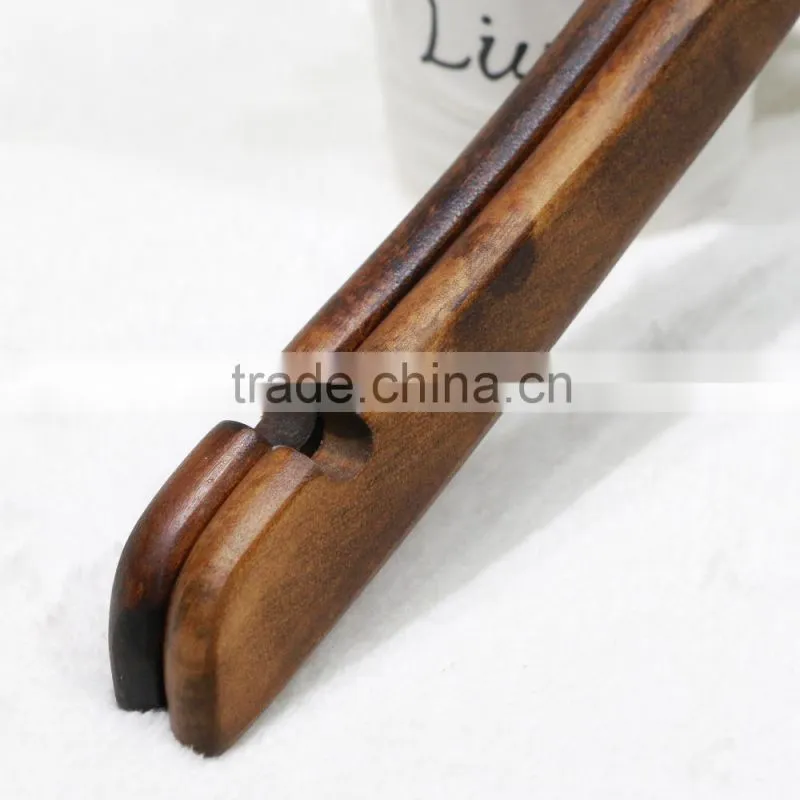 QingDa factory Hot Sale wooden craft coat hangers for display