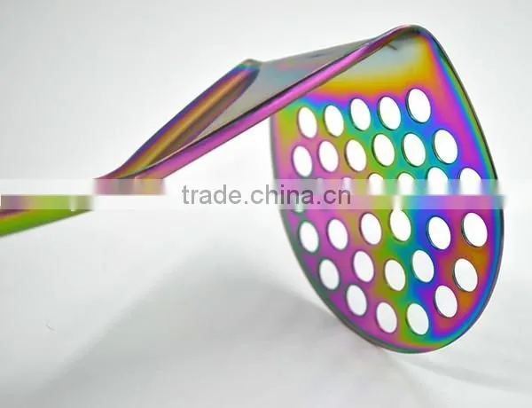 Lowest Price Non-stick TPR handle Titanize kitchen potato mud maker