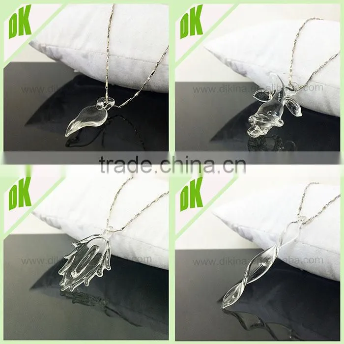 2015 latest wedding glass necklace designs // Factory wholesale meaningful living memory pendant glass fashionable jewelry