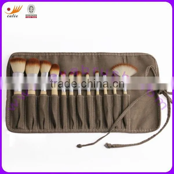 12 Pcs Bamboo Handle Makeup Brush Set