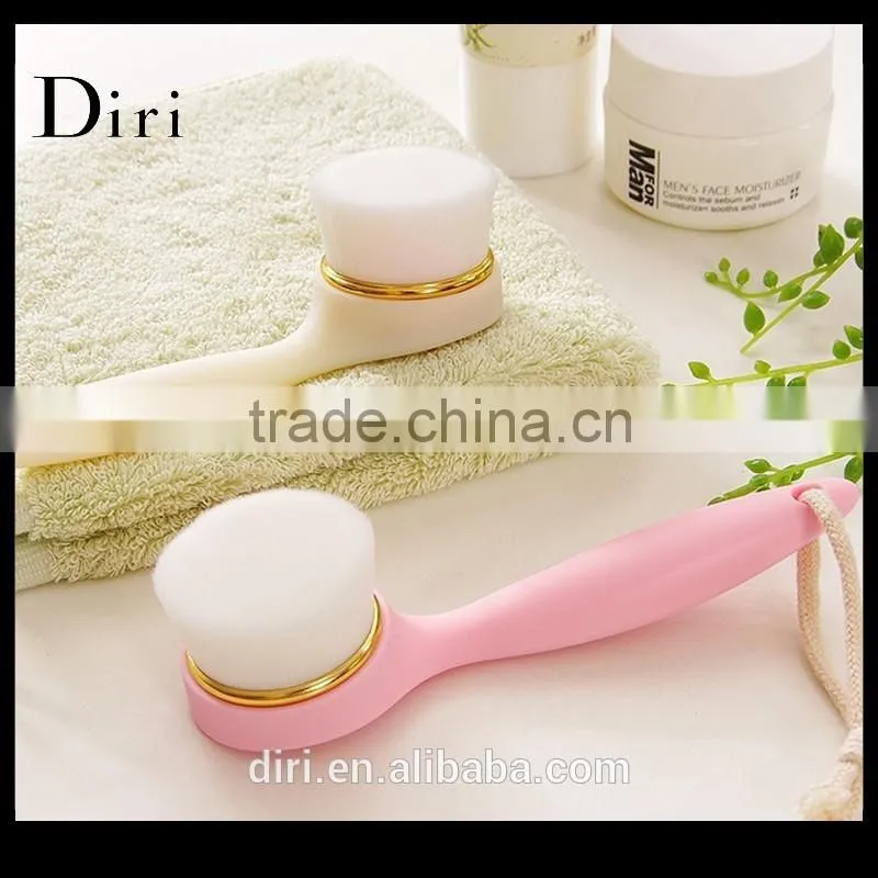 Customized protable long handle face cleaning brush