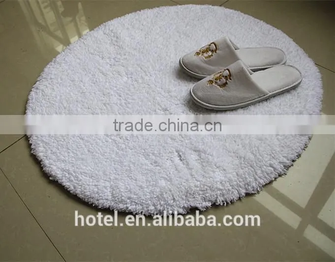 100% cotton bath rug with plush