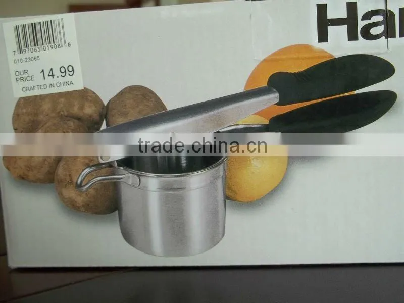 potato ricer/squeezer