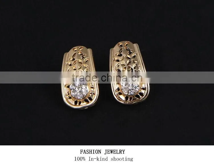2016 Popular Design 18k Gold Jewellery Dubai Wholesale Jewelry Set Price
