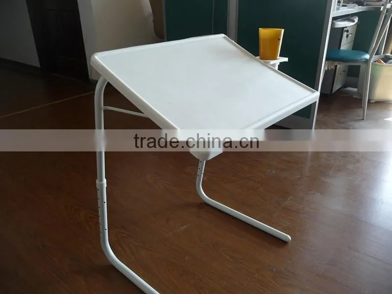 2014 popular new design good quality cup holder plastic table mate