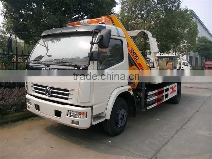 multifuctional DFAC dongfeng 4ton tow truck mounted crane for sale