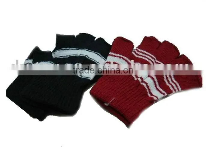 fingerless cotton knitted glove in winter